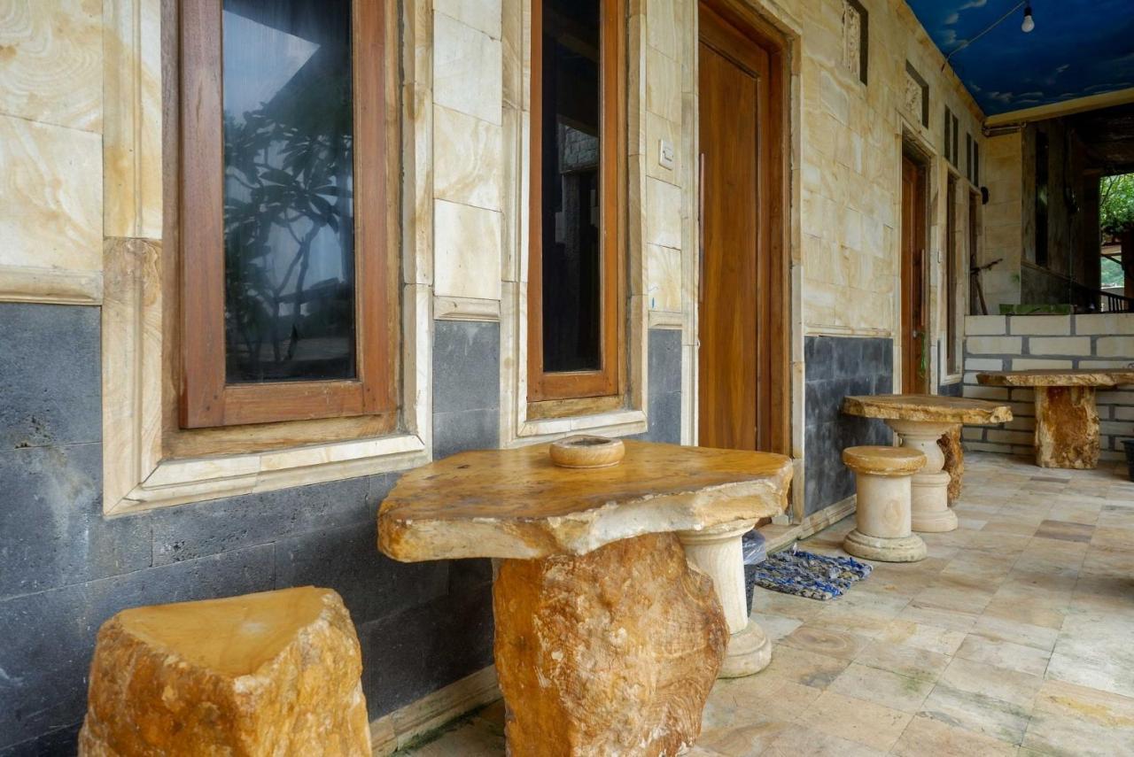 Hotel Kampoeng Drini Redpartner Brono Exterior foto