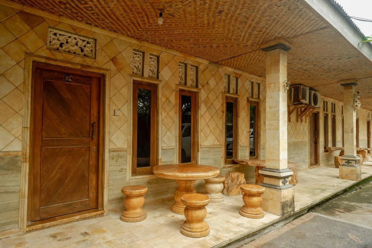 Hotel Kampoeng Drini Redpartner Brono Exterior foto